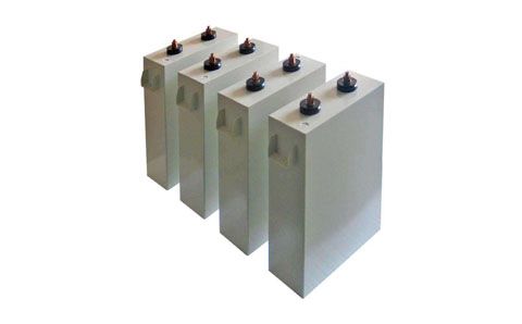 電容分別在直流、交流電路中，是如何充電放電的呢?