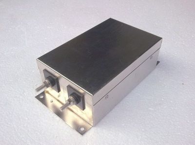 鉭電容器和固態(tài)電容哪一個(gè)好？