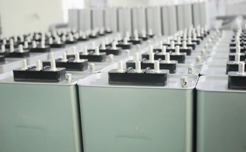 低壓電力電容器的智能化特點(diǎn)有哪些？